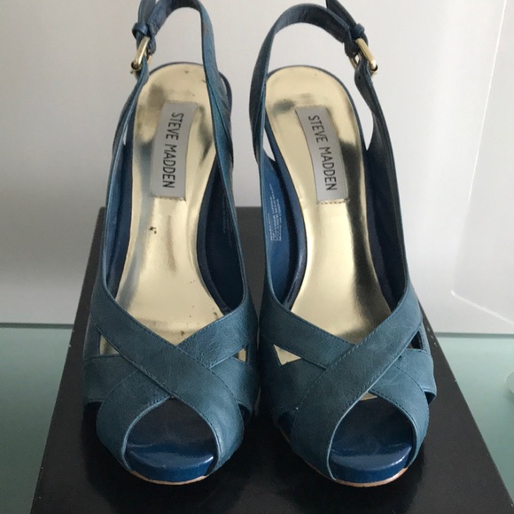 Shoes - Picture 2 of 4